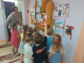Выставка творческих работ «Спасибо деду за Победу» Выставка творческих работ «Спасибо деду за Победу».